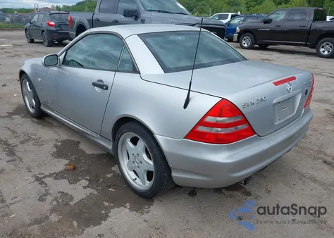 1999 Mercedes-Benz Slk 230 Kompressor z USA, uszkodzony, nr VIN WDBKK47F0XF100495